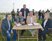 Vertragsunterzeichnung_Steinbruch_Ebendorf