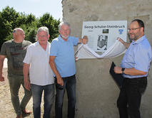 Namensgebung Steinbruch Ebendorf Enth&uuml;llung Tafel