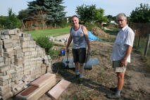 Bild vergr&ouml;&szlig;ern: Aufbau Vereinsgarten-2