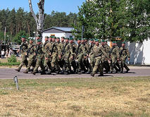 Bild vergr&ouml;&szlig;ern: G�Z_Tag_der_offenen_T�r_Marsch_Truppe