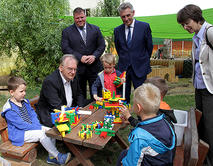 Bild vergr&ouml;&szlig;ern: MP im Kindergarten Bautisch
