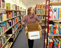 B�cherflohmarkt Resonanz leere Kiste