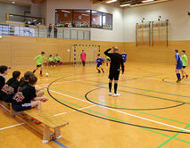 Bild vergr&ouml;&szlig;ern: Schulsozialarbeit_Fu�ballturnier_Spiel