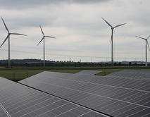 Bild vergr&ouml;&szlig;ern: PV_Anlage_Windr�der_Ebendorf