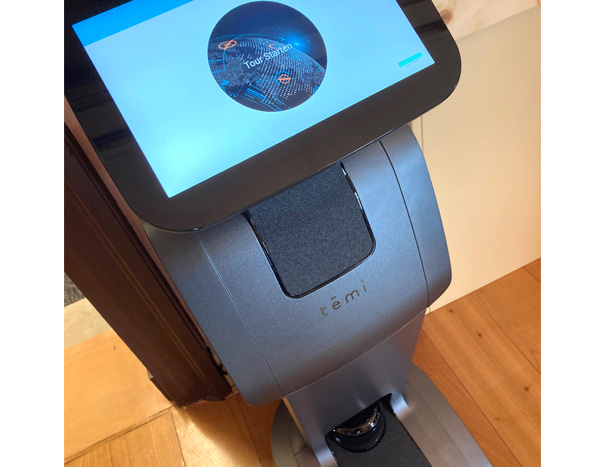 Roboter temi