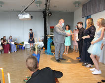 Zeugnis�bergabe_Abschlussklassen_GMS