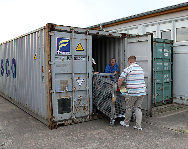Container Zivilschutzlager Rollboxen