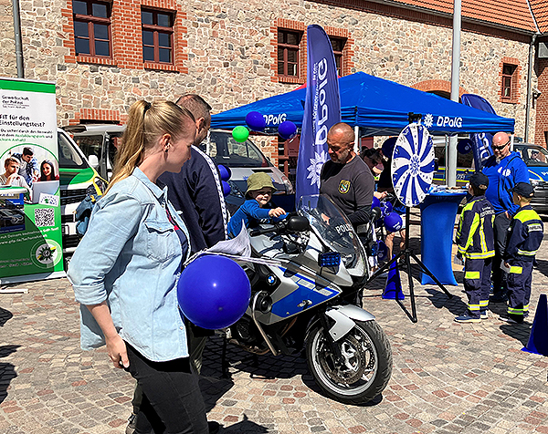 Blaulichttag Polizeimotorrad
