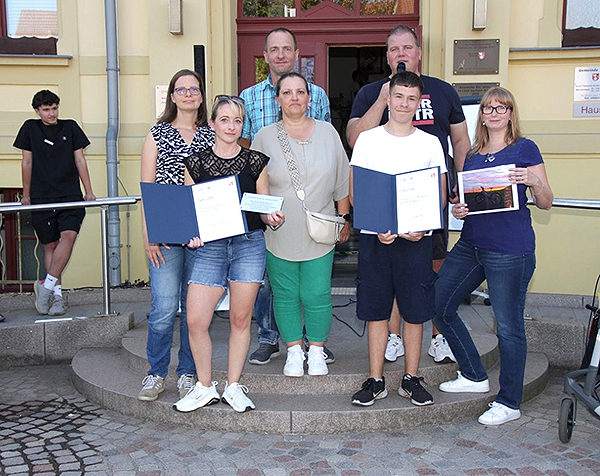Mehr als eine Weltumrundung beim Stadtradeln - Bürgermeister zeichnet Sieger aus
