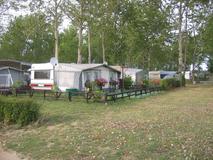 Bild vergr&ouml;&szlig;ern: Blick �ber den Campingplatz am Jersleber See
