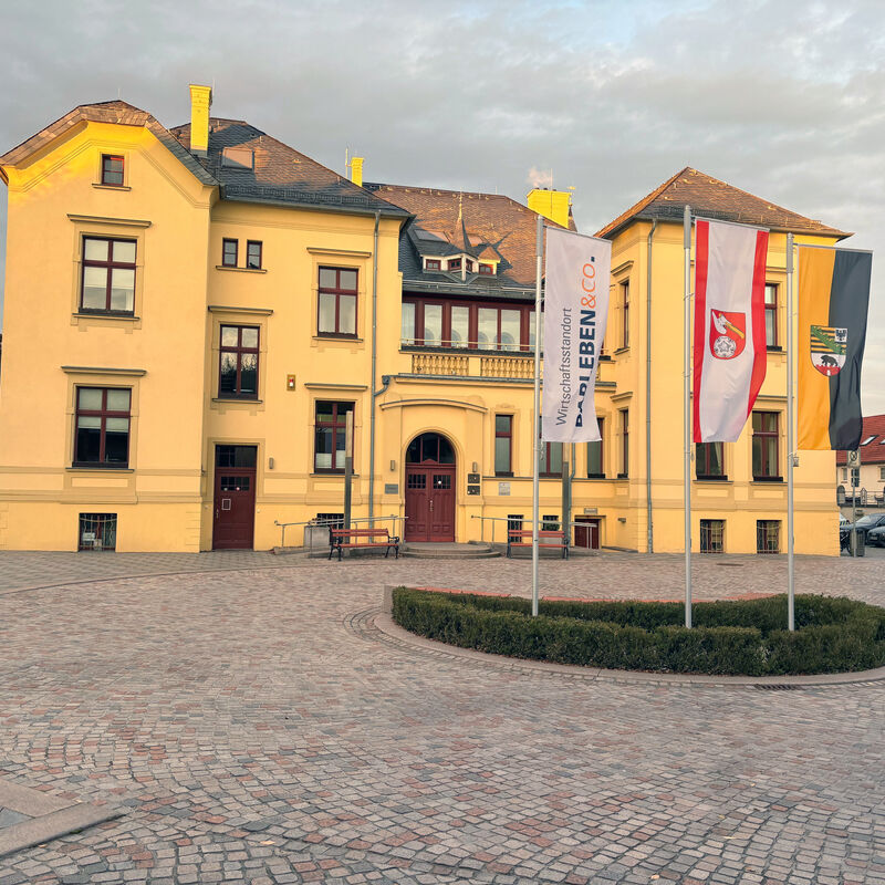 Bild vergr&ouml;&szlig;ern: Gemeindeverwaltung Hofansicht