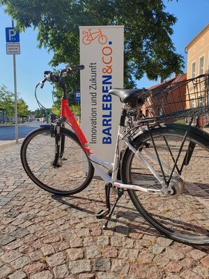 Bild vergr&ouml;&szlig;ern: StadtRadeln Fahrrad Lades�ule